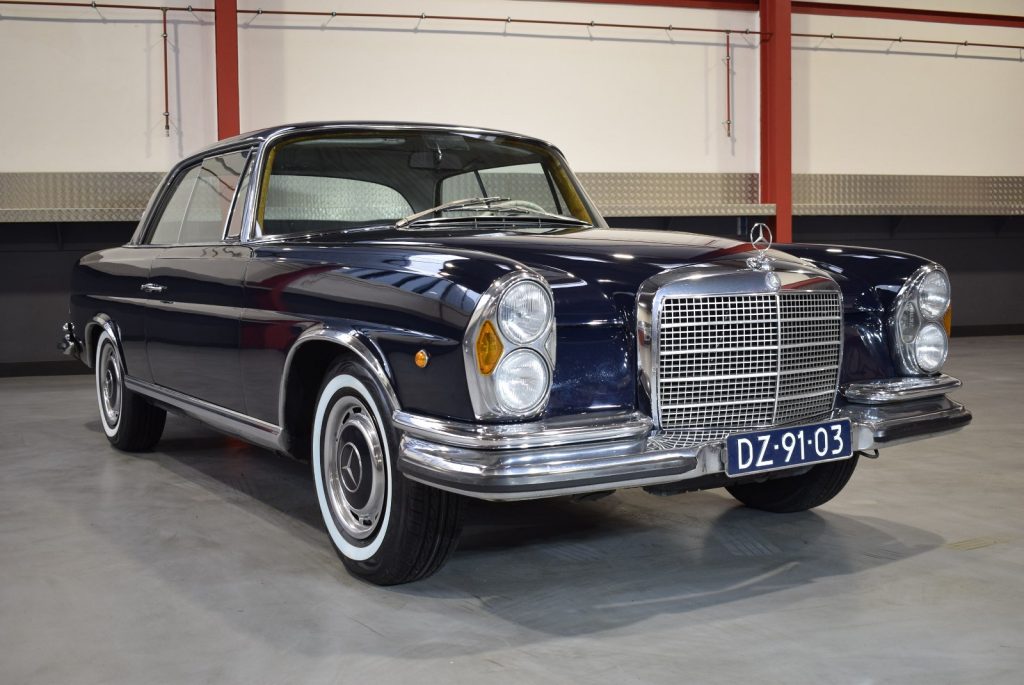 1970 Mercedes-Benz 280SE Coupe 3.5 Liter V8