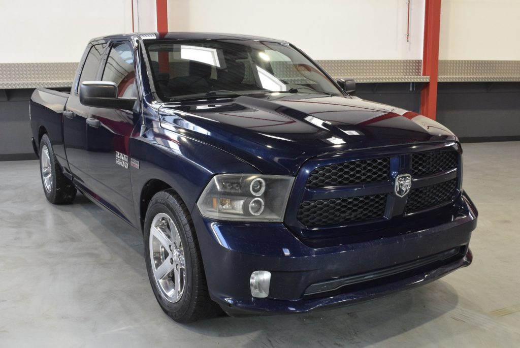 [:nl]2013 Dodge Ram 1500 Quad Cab Pickup Truck 350 V8[:]