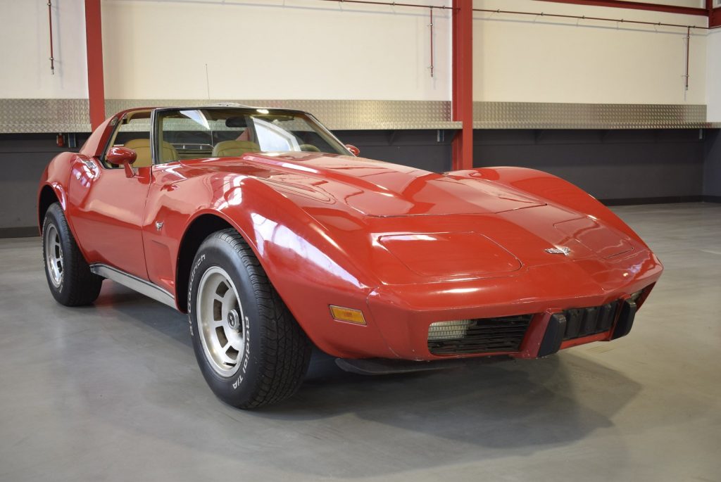 1977 Chevrolet Corvette C3 Targa 350 CI V8