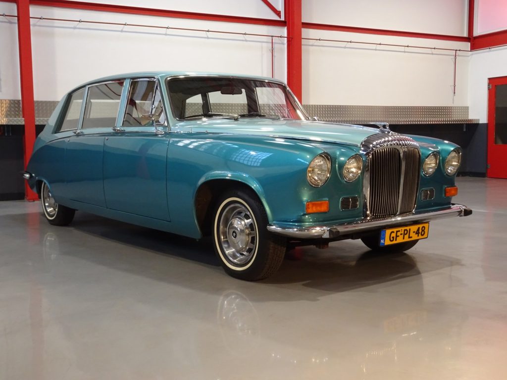 1979 Daimler DS420 Limousine 4.2 Liter Inline 6