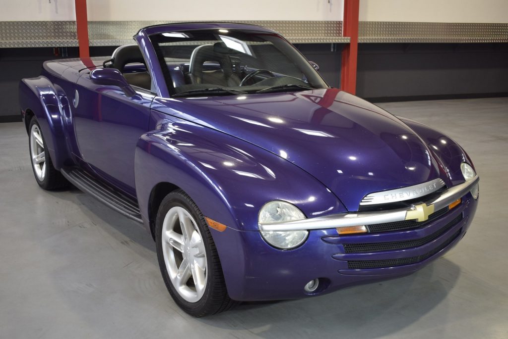 2004 Chevrolet SSR Convertible Pickup Truck 325 CI V8
