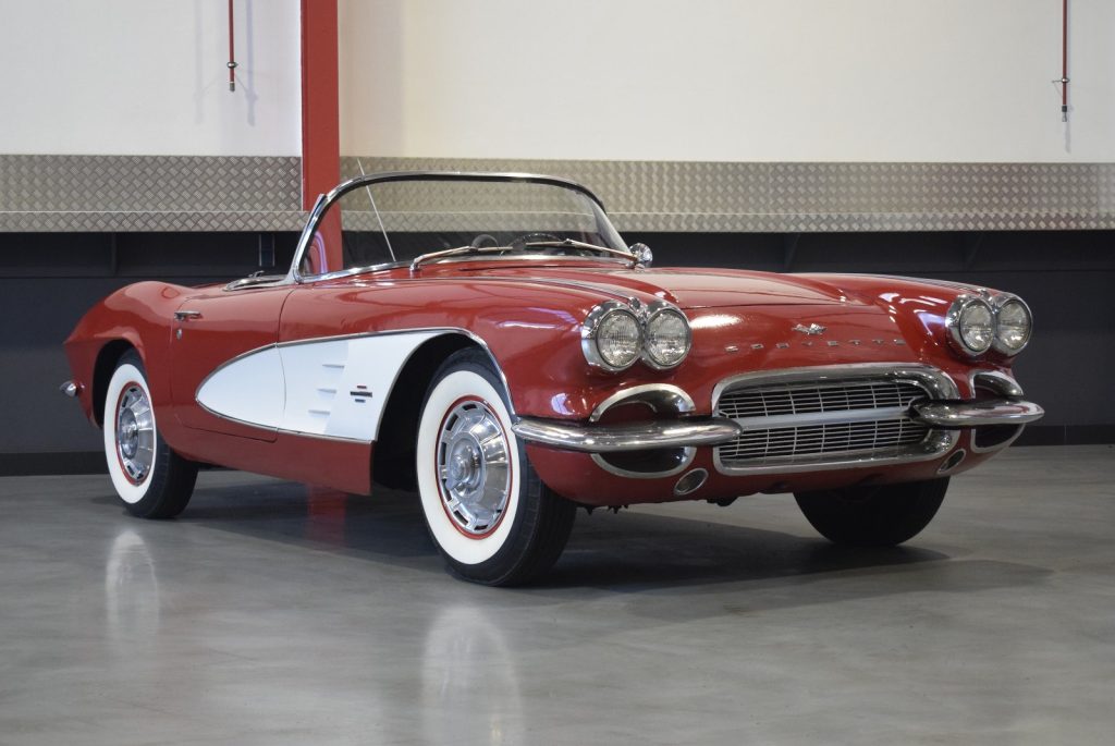 [:en]1961 Chevrolet Corvette C1 Convertible 327CI V8[:nl]196[:]
