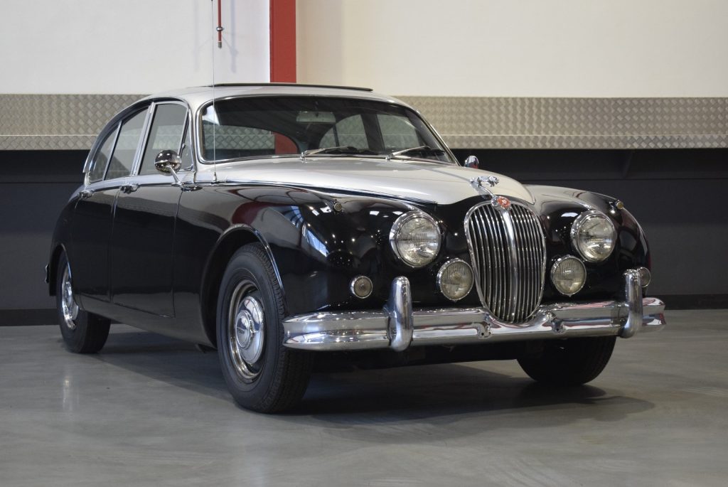 1967 Jaguar MK II Saloon 3.4 liter I6