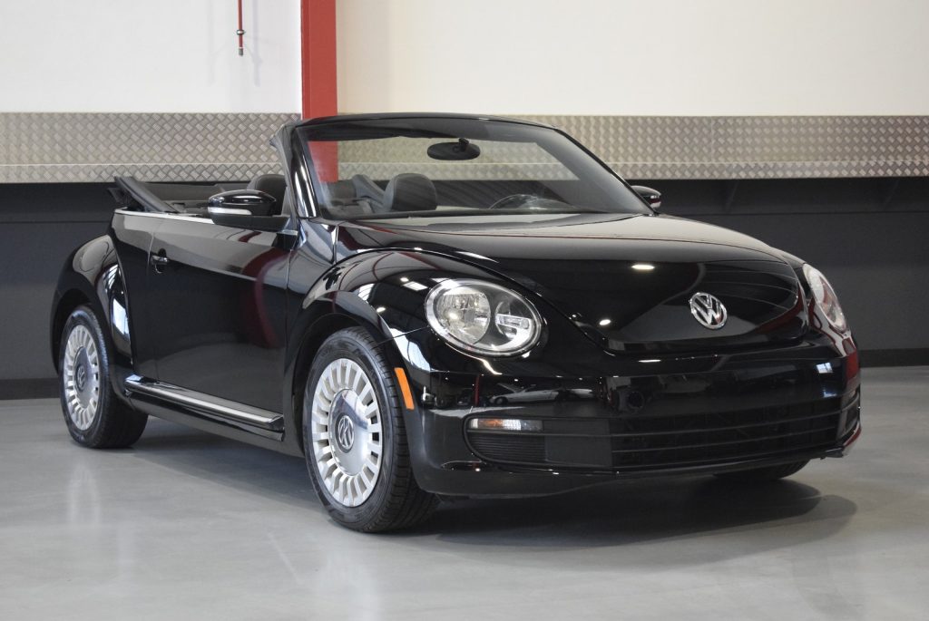 2014 Volkswagen New Beetle Convertible 2,5L Inline 5