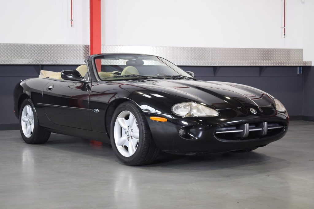 1998 Jaguar XK8 Convertible 4,0L V8