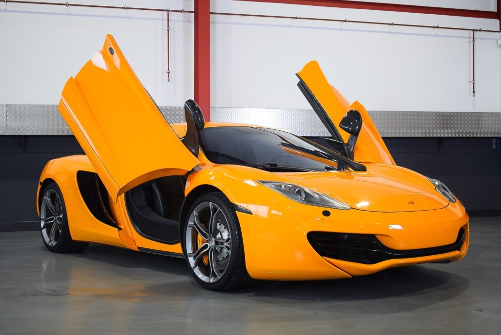 2013 McLaren MP4-12C Coupe 3,8L V8