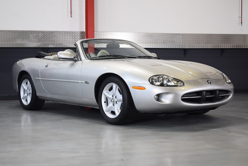 1998 Jaguar XK8 Convertible 4,0L V8