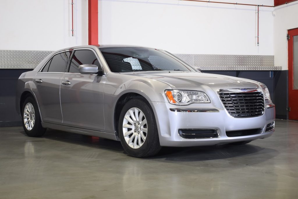 2014 Chrysler 300C Sedan 220CI V6