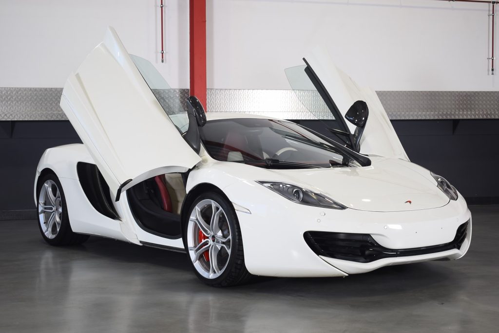 2012 McLaren MP4-12C Coupe 3,8L V8