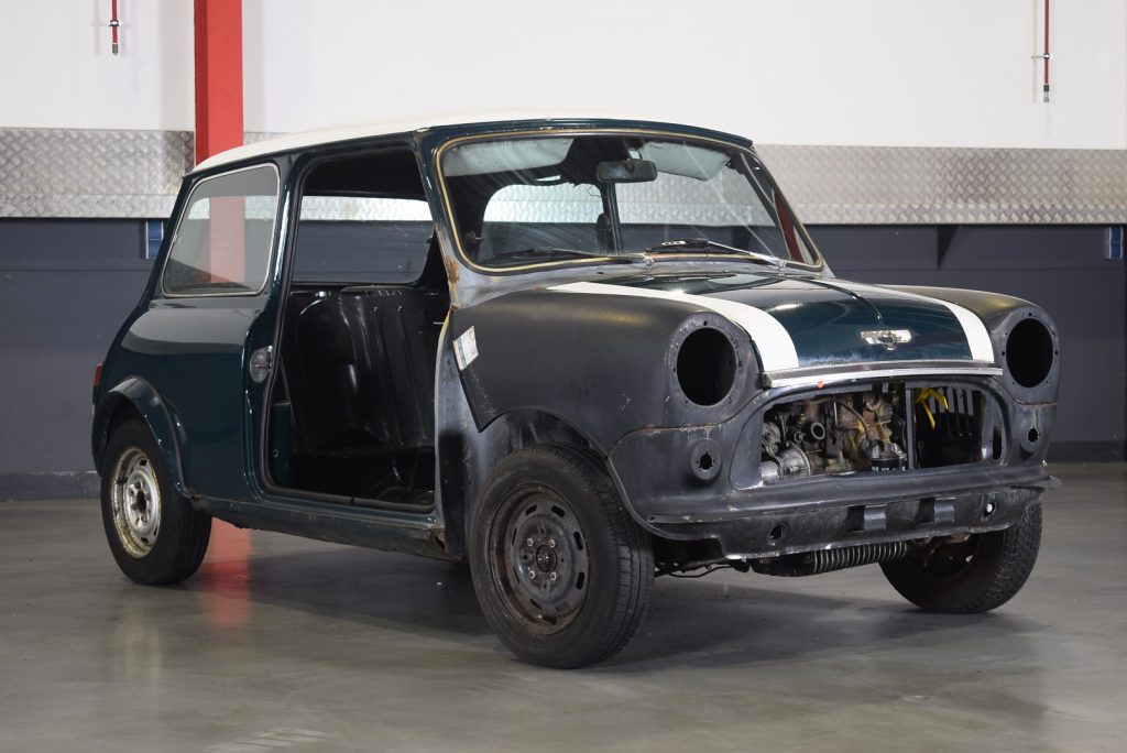 1977 Austin Mini Cooper 850 Hatchback 848CC Inline 4