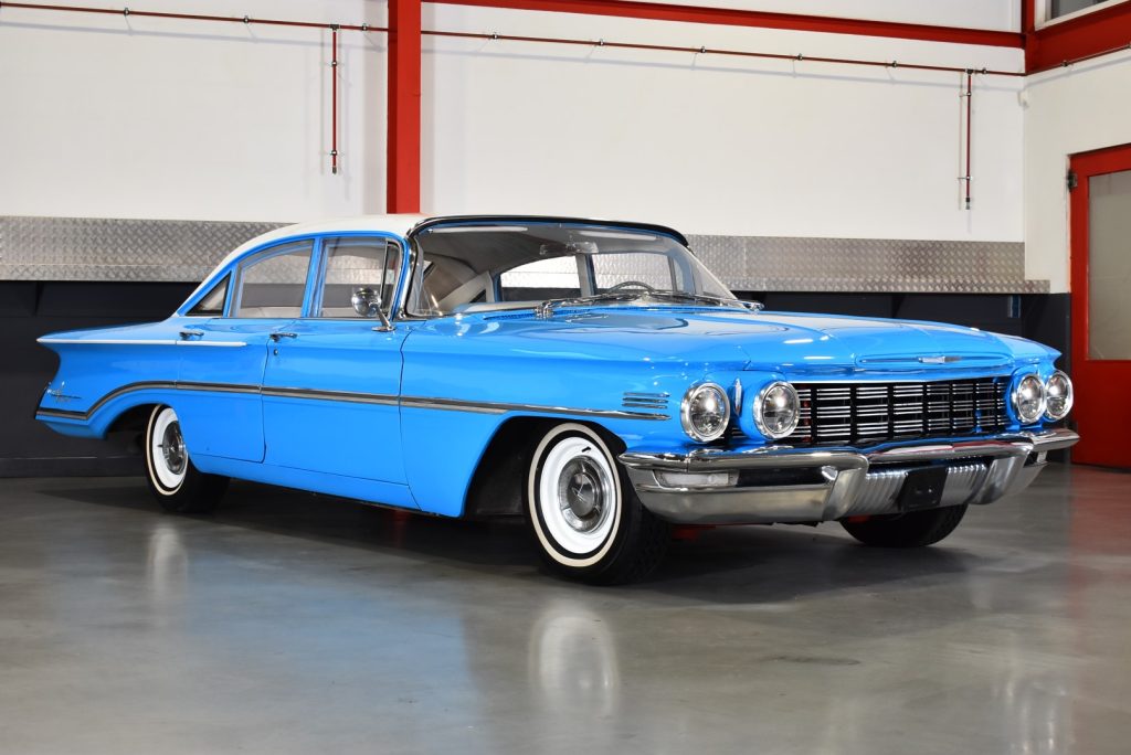 1960 Oldsmobile Ninety Eight Sedan 394CI V8