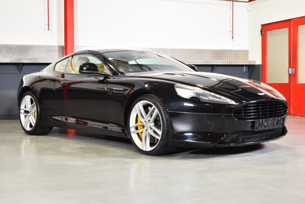 2013 Aston Martin DB9 Coupe 6,0L V12