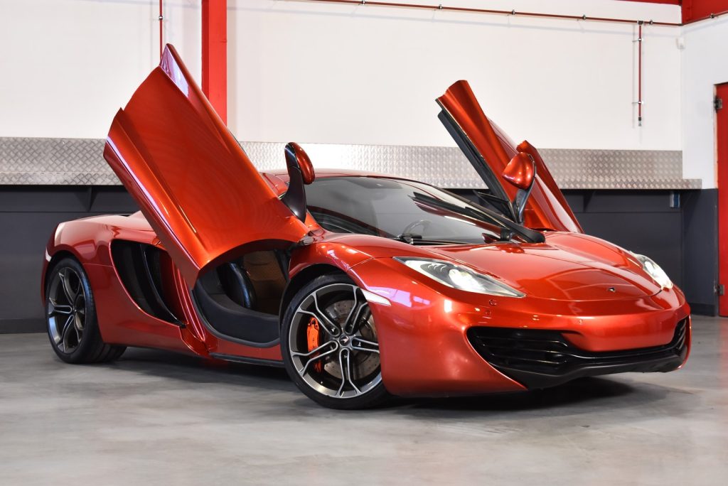 2012 McLaren MP4-12C Coupe 3,8L V8