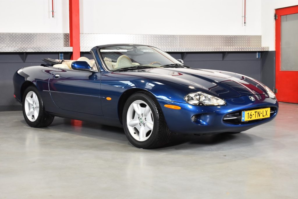 1997 Jaguar XK8 Convertible 4,0L V8