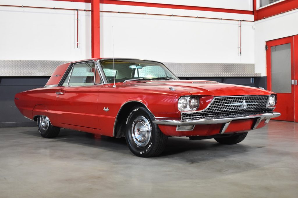 1966 Ford Thunderbird Coupe 390CI V8