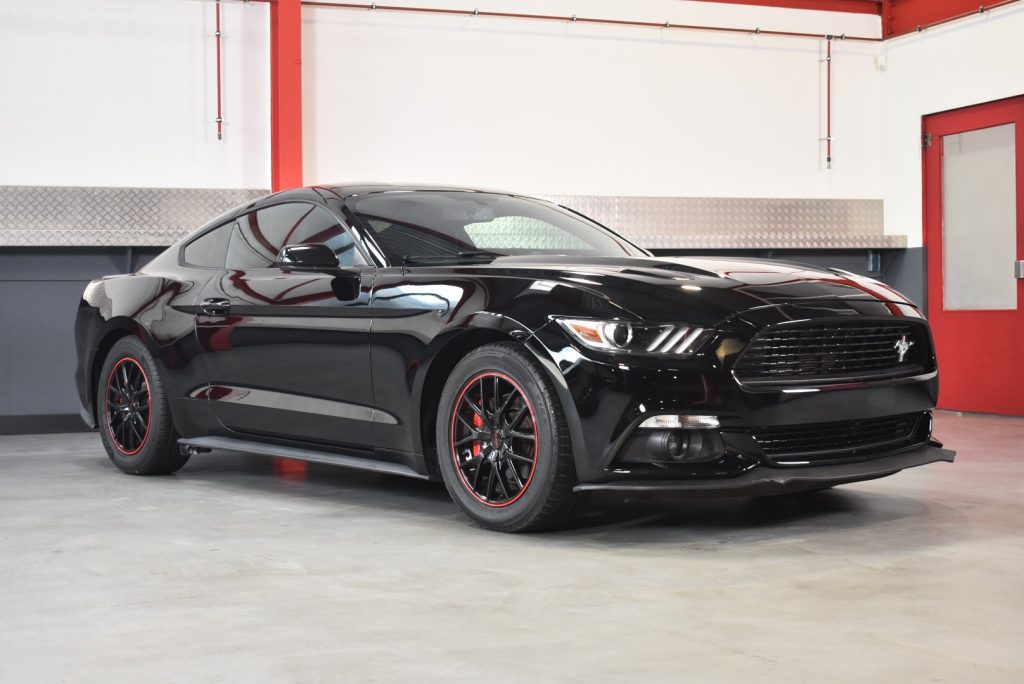 2016 Ford Mustang Coupe 226CI V6
