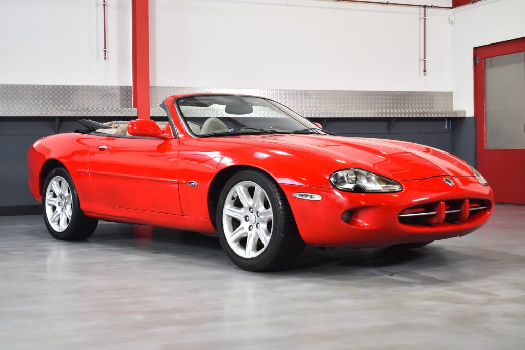 2000 Jaguar XK8 Convertible 4,0L V8
