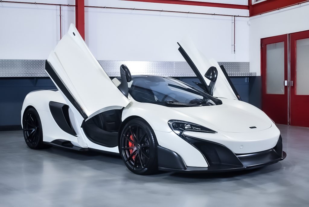 2016 McLaren 675LT Spider 3,8L V8 (1/500)