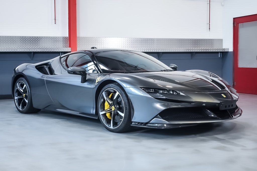 2021 Ferrari SF90 Stradale Coupe 4,0L V8