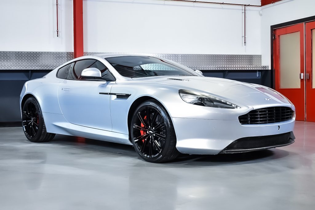 2013 Aston Martin DB9 Coupe 6,0L V12
