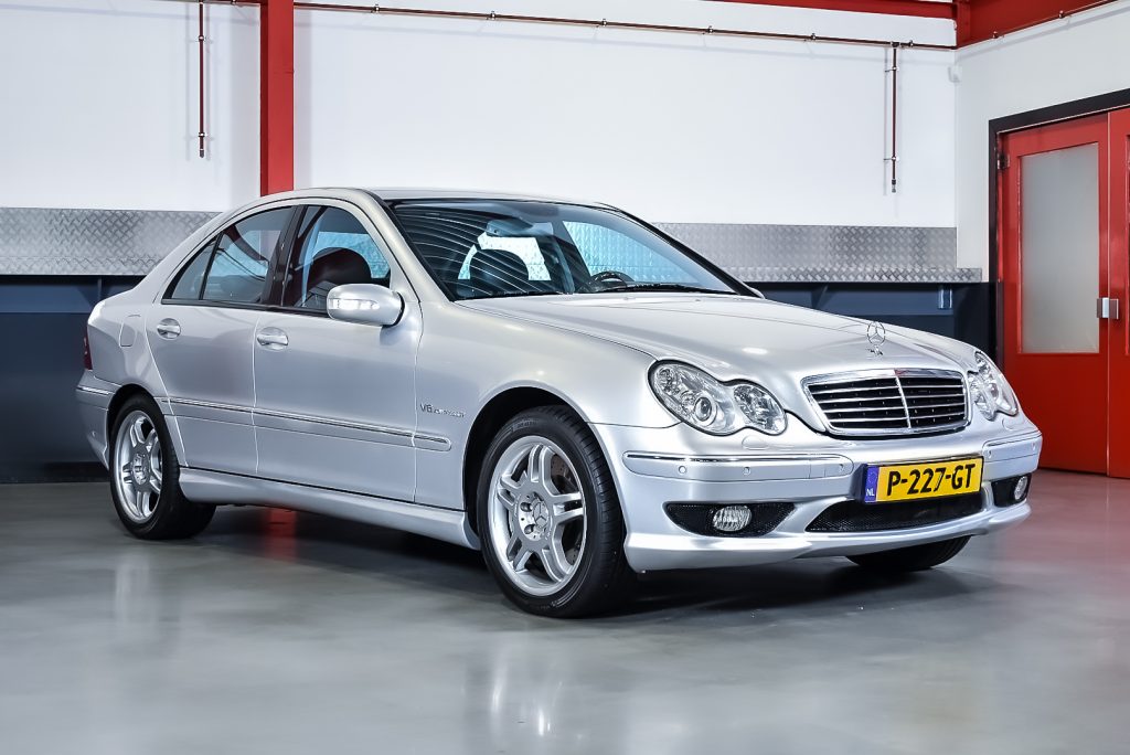 2002 Mercedes-Benz C32 AMG Sedan 3,2L V6