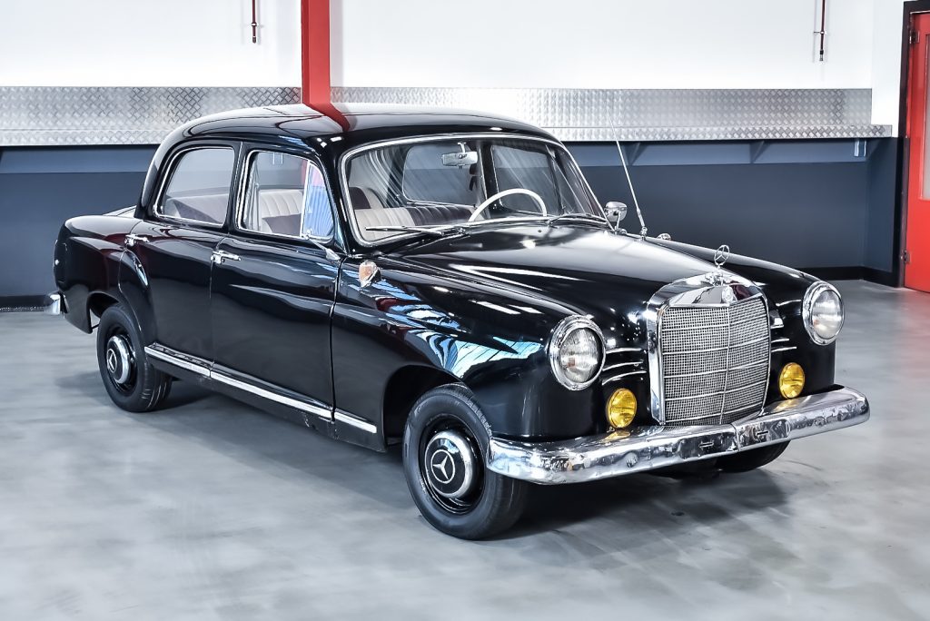 1960 Mercedes-Benz 180c ‘Ponton’ Sedan 1,9L I4