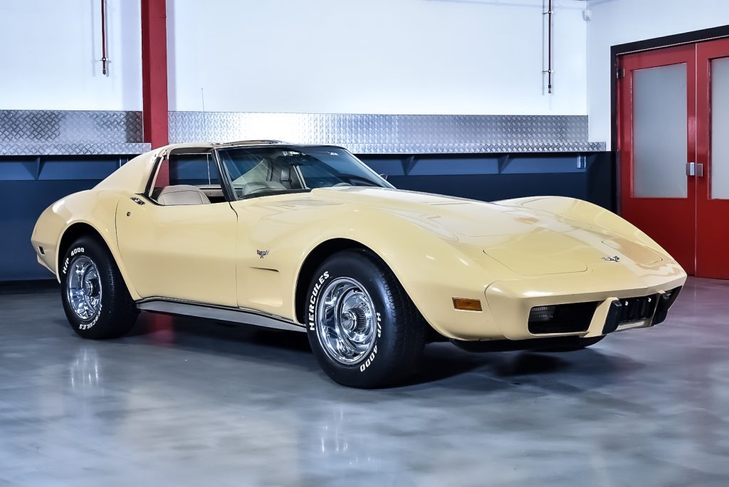 1977 Chevrolet Corvette C3 Targa 350CI V8