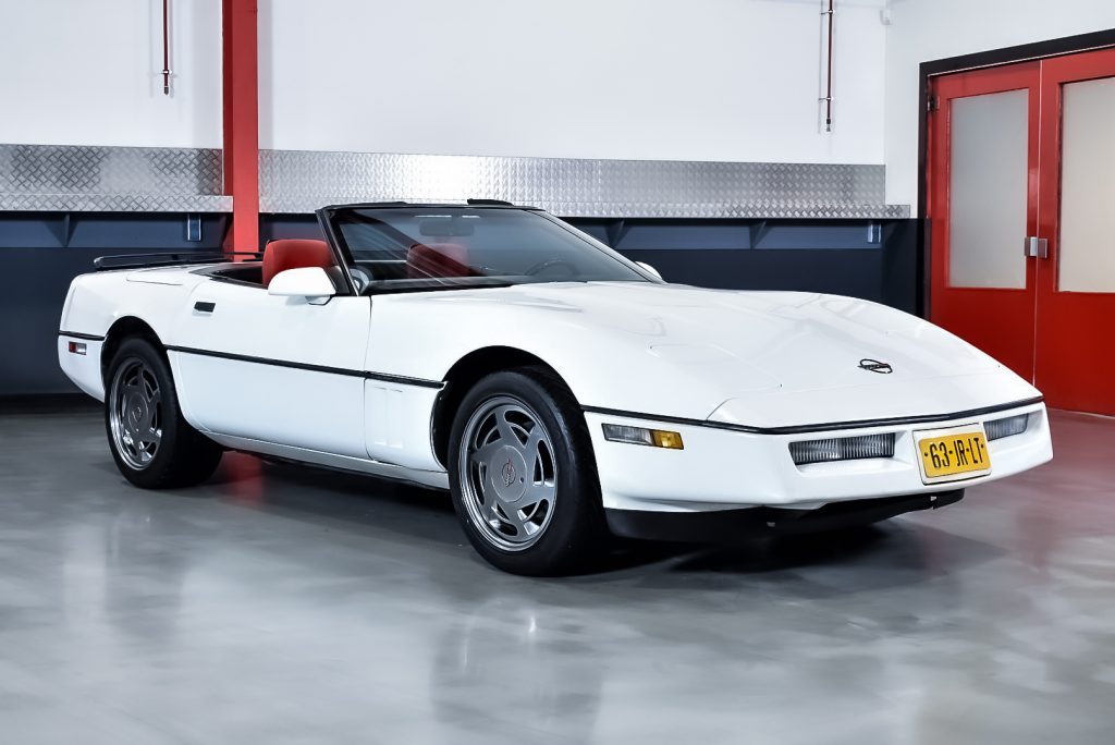 1988 Chevrolet Corvette C4 Convertible 350CI V8