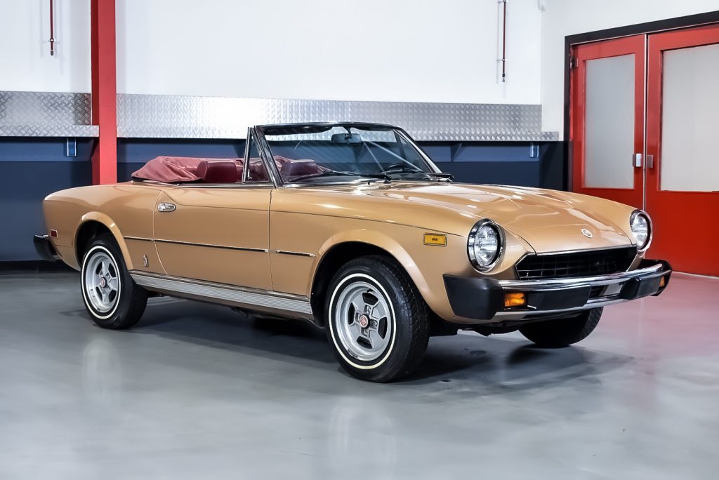 1981 Fiat 124 Spider 2000 2,0L I4