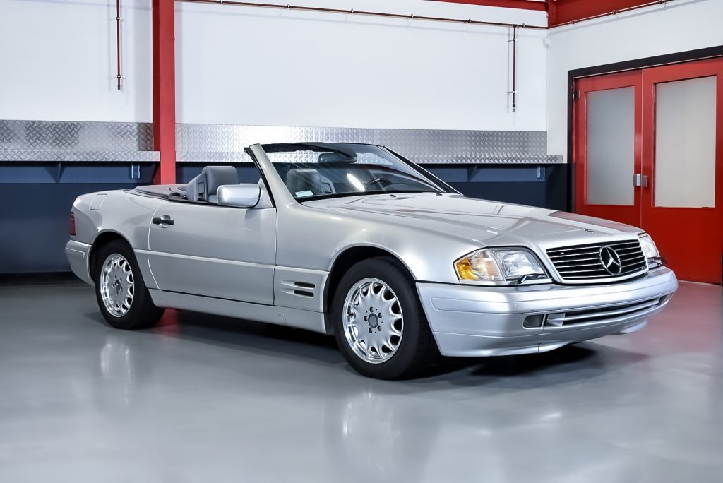1998 Mercedes-Benz R129 SL500 Convertible 5,0L V8 ‘Panoramic Glass Roof’