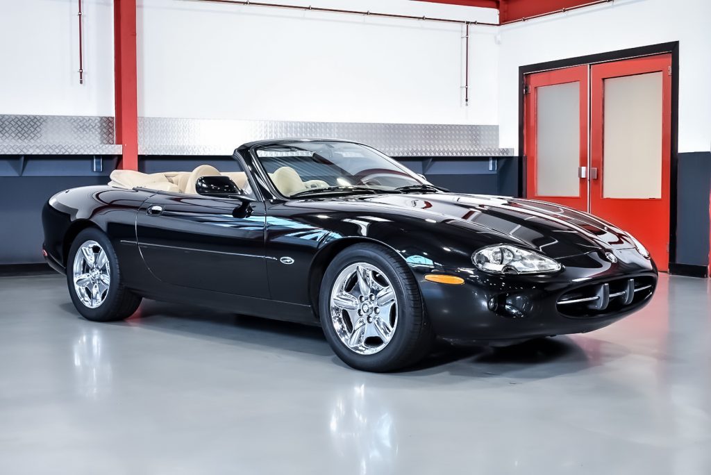 1999 Jaguar XK8 Convertible 4,0L V8