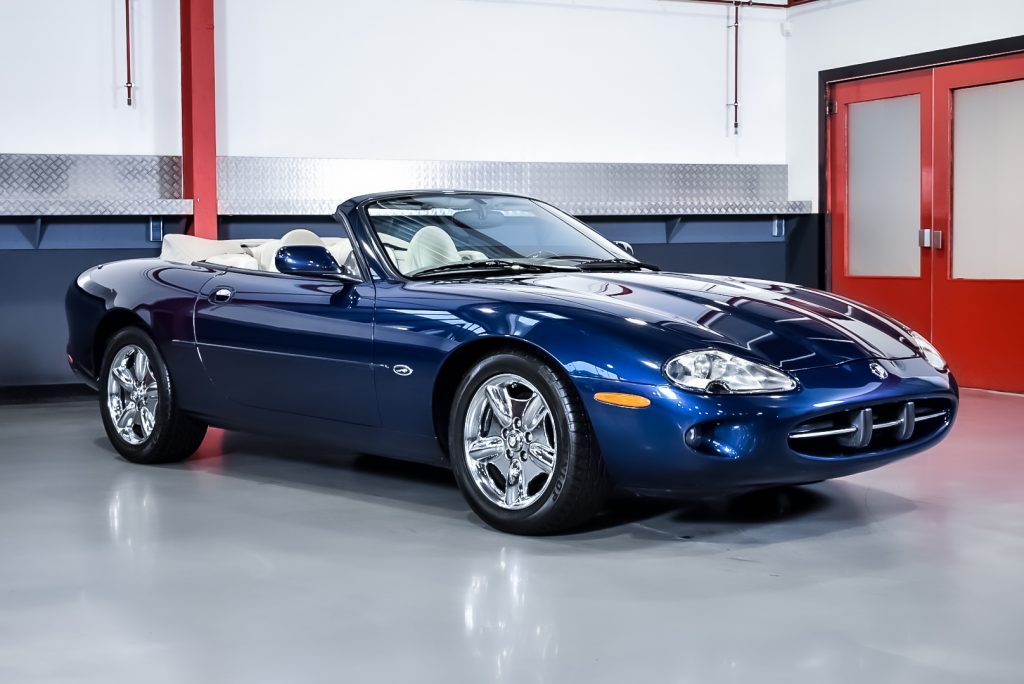 1999 Jaguar XK8 Convertible 4,0L V8