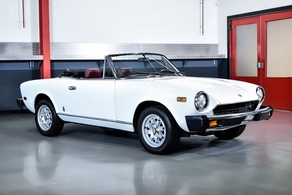 1981 Fiat 124 Spider 2000 Convertible 2,0L