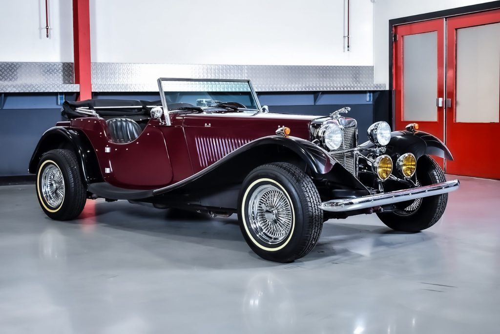 1990 Jaguar SS100 (1937) Tribute Convertible 2,8L V6