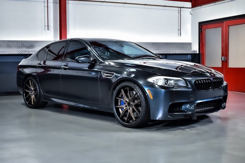 2013 BMW M5 Sedan 4,4L V8