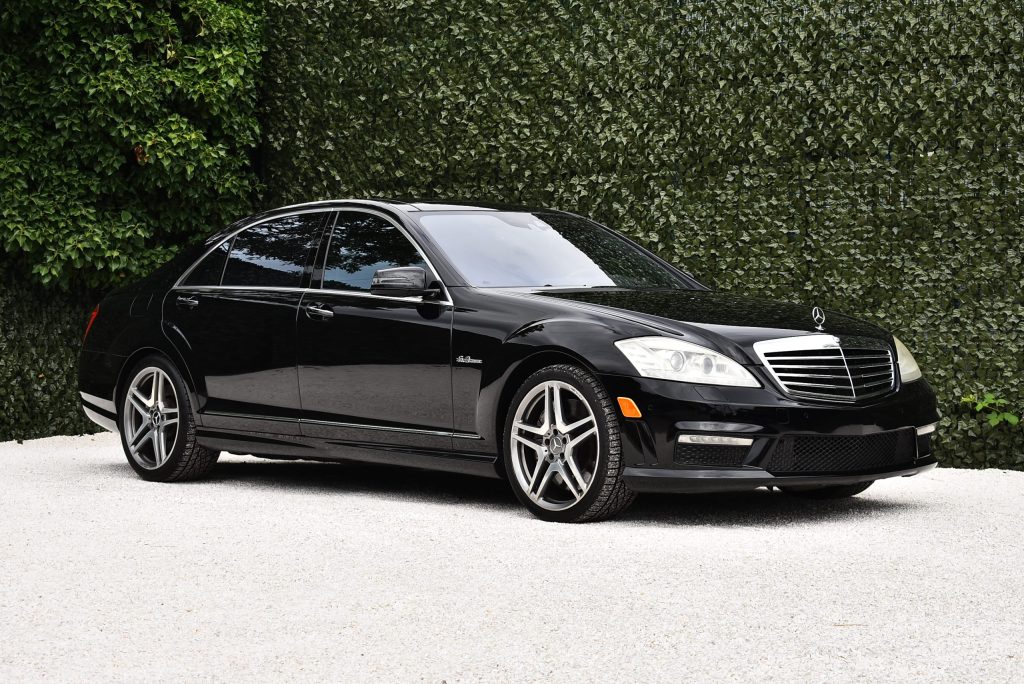 2010 Mercedes-Benz S63 AMG Sedan 6,3L V8
