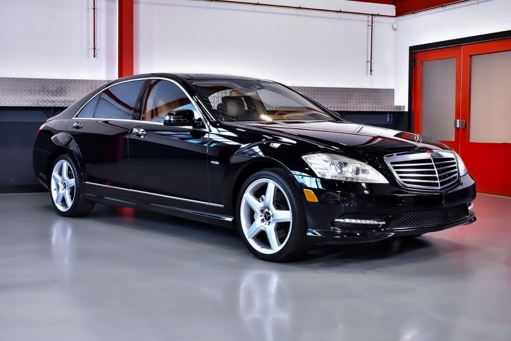 2012 Mercedes-Benz S550 “4Matic” Sedan 5,0L V8