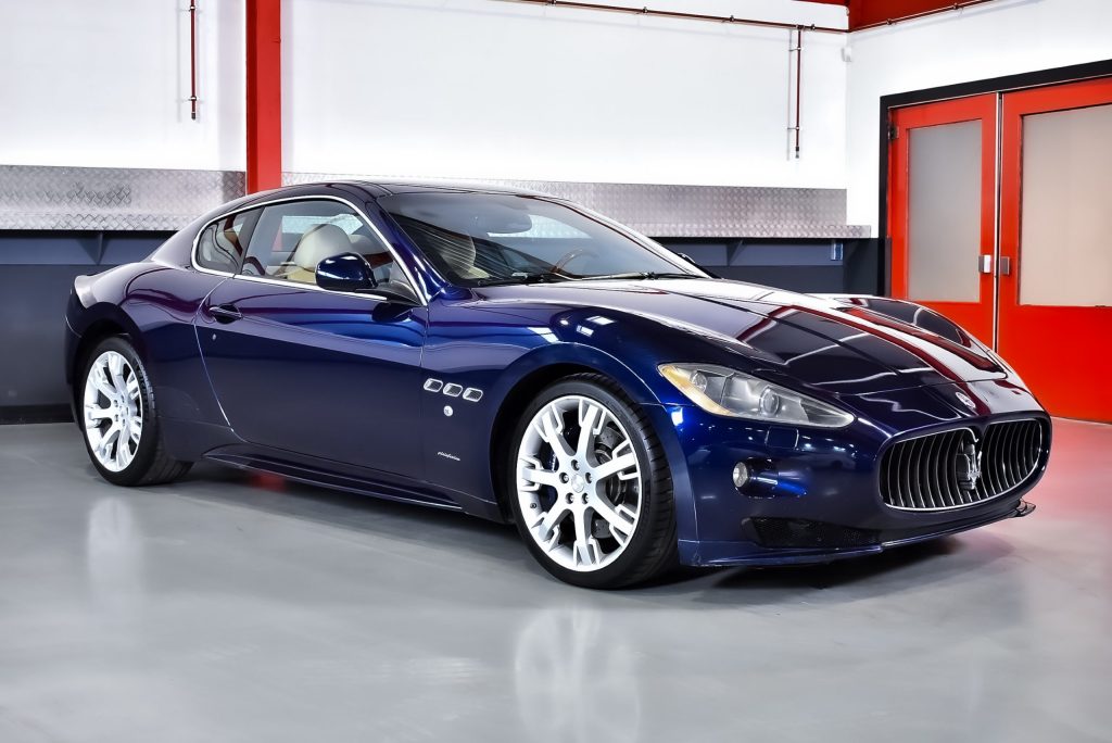 2011 Maserati GranTurismo S Coupe 4,7L V8