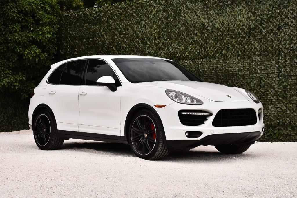 2012 Porsche Cayenne II Turbo SUV 4,8L V8
