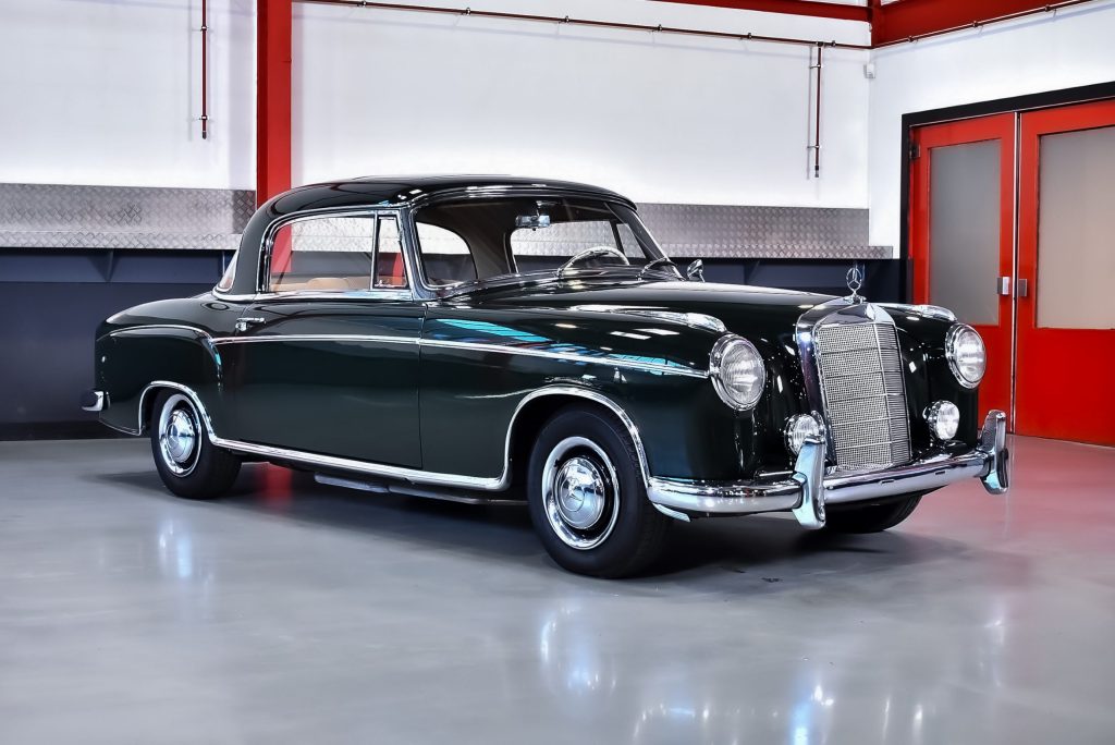 1960 Mercedes-Benz 220SE “Ponton” Sunroof Coupe 2,2L