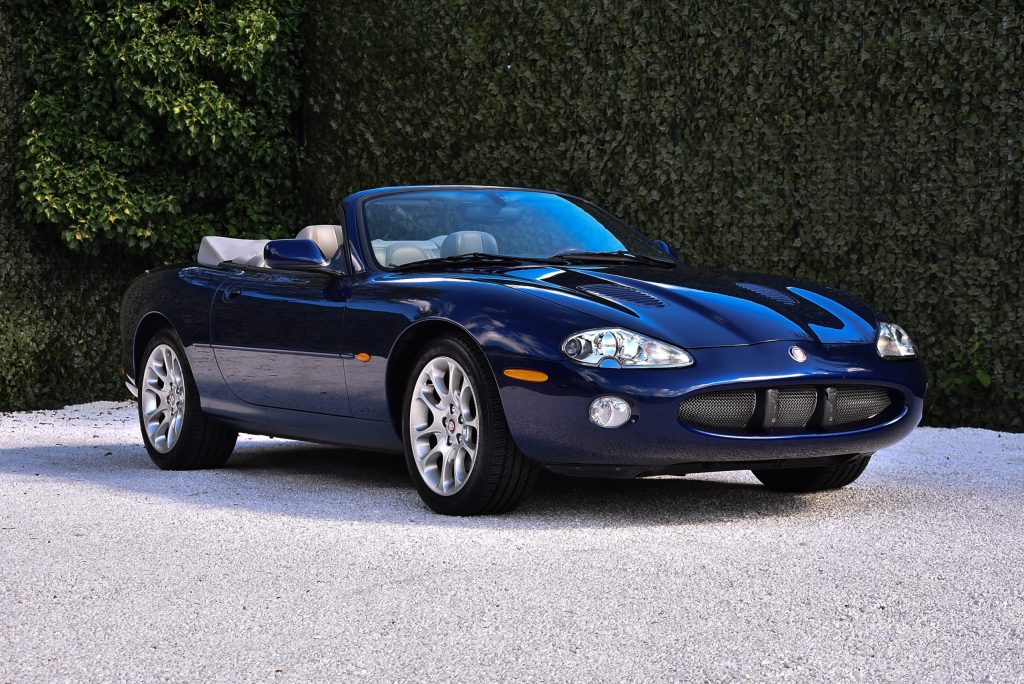 2001 Jaguar XKR Convertible 4,0L V8